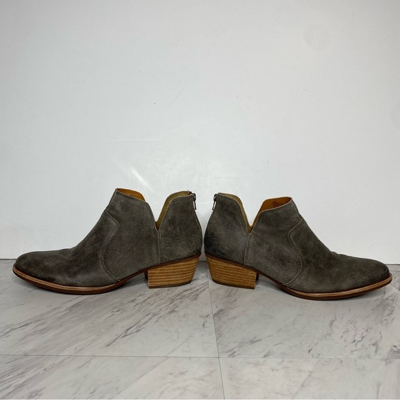 Kork Ease Skye Gray Distressed Suede Bootie 11M - Picture 8 of 15